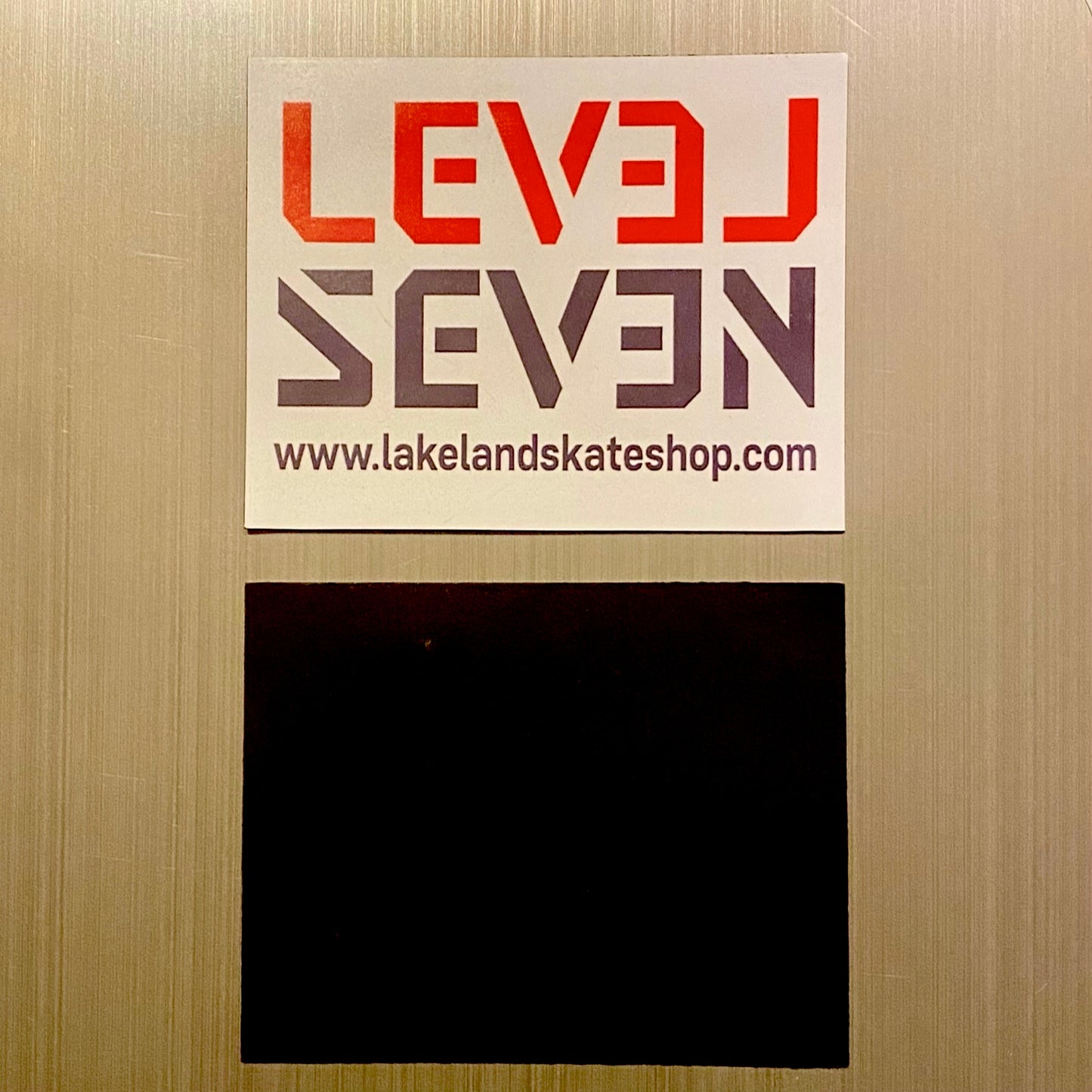 LevelSeven Magnet