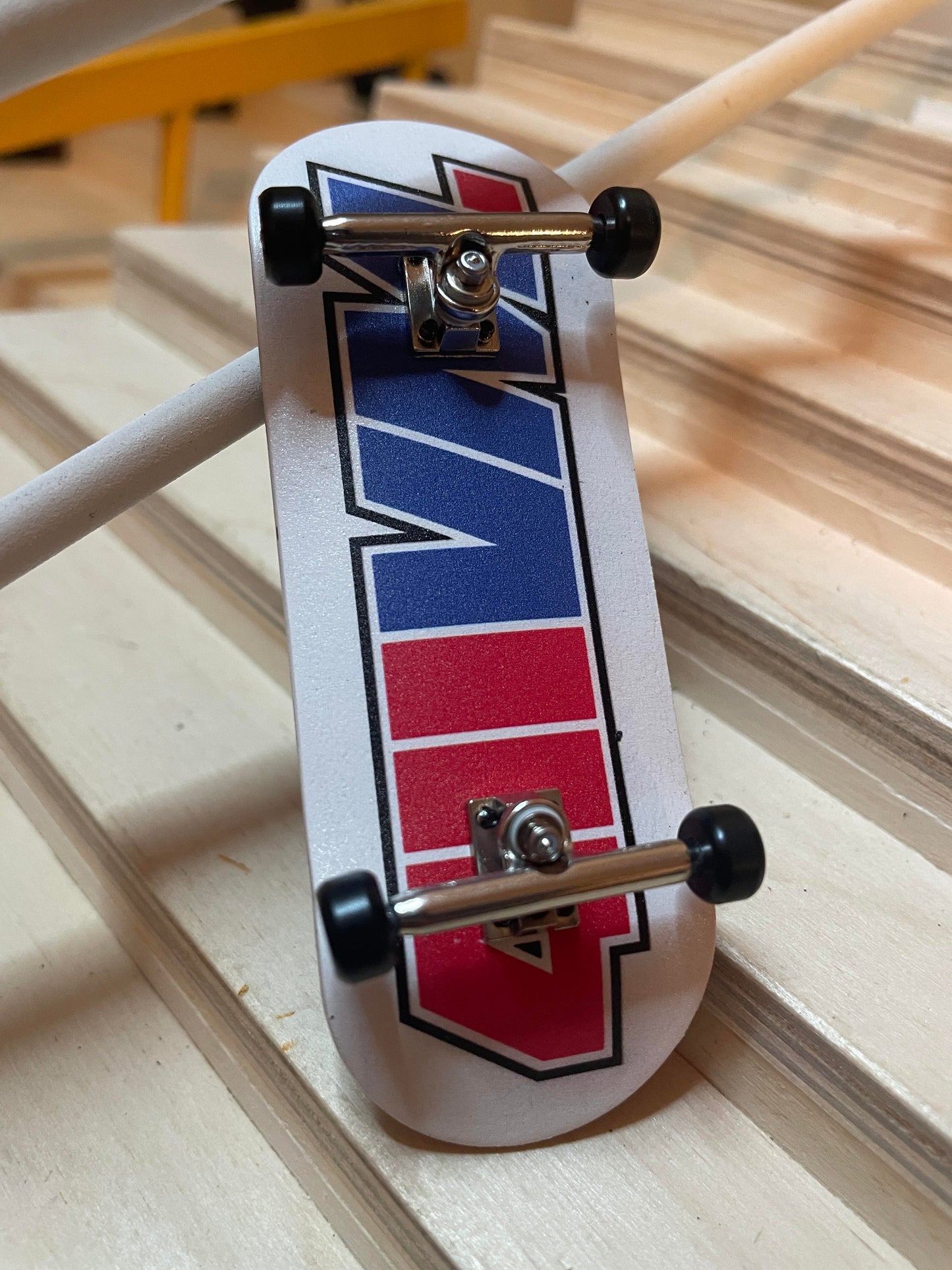 411VM Limited Edition Fingerboard